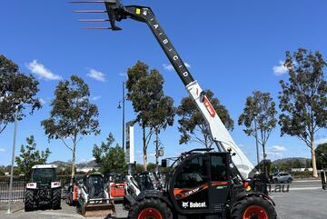 Bobcat TL38.70HF Agri Expert Telehandler