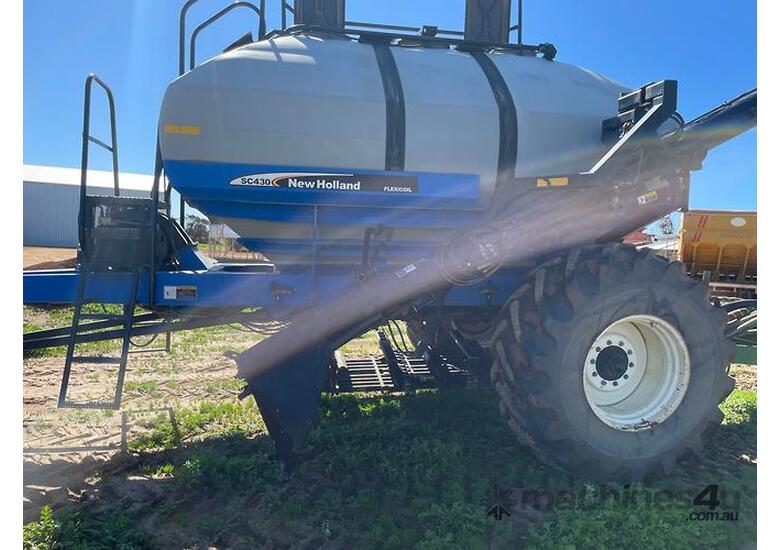 caption New Holland SC430 Air Cart