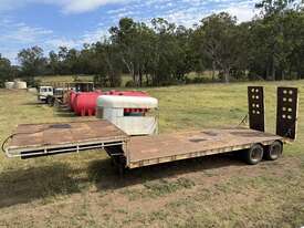 1984 LOW LOADER - picture2' - Click to enlarge