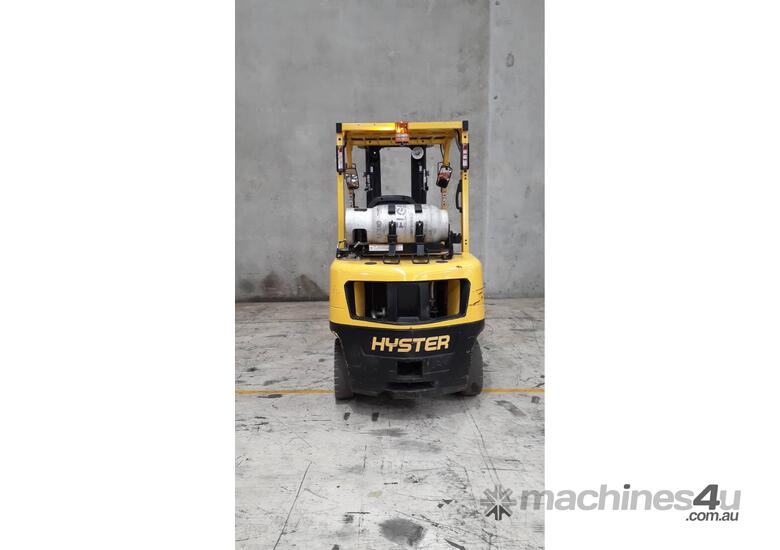 caption HYSTER H2.5XT Counterbalance Forklift (Ex Demo)