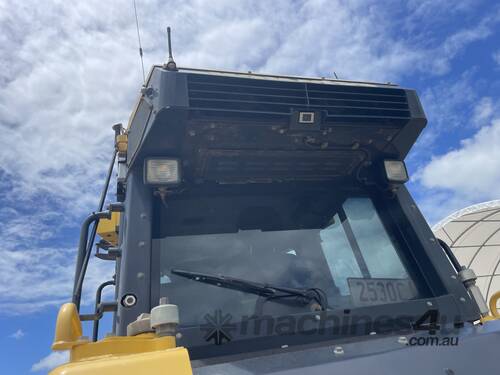 caption 2018 Komatsu D61EXI-24 Dozer (Crawler)