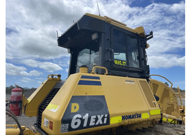 caption 2018 Komatsu D61EXI-24 Dozer (Crawler)