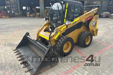 Caterpillar CAT 272D3 Skid Steer Loaders