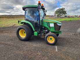 2014 John Deere 4066R (2WD) - picture0' - Click to enlarge