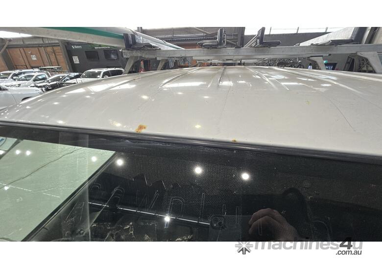 caption 2017 Toyota Hiace LWB (4x2) Diesel Van (MY16)