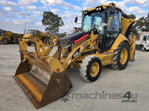 caption 2010 Caterpillar 432E