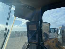 2018 Doosan DL420 Articulated Wheel Loader - picture2' - Click to enlarge