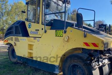Bomag 2009   multi tyre roller