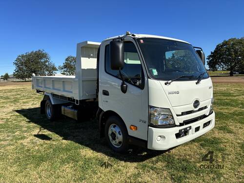 2025 Hino 716 AT 3430 WIDE TIP PRO  Tipper