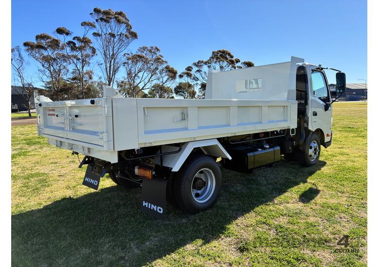 2025 Hino 716 AT 3430 WIDE TIP PRO  Tipper