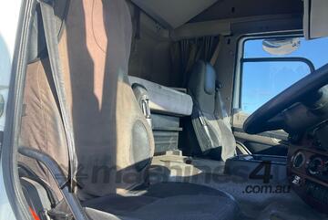 2015 DAF CF7585 Prime Mover Sleeper Cab