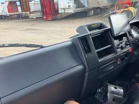 2024 Isuzu NNR 45-150 Pantech - picture0' - Click to enlarge