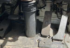 Isuzu 1999   FRR 500A Tilt Tray Isuzu 1999   FRR 500A Tilt Tray