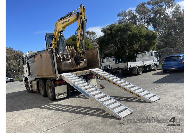 3.5m - 6 Tonne Heavy Duty Steel Track,Rubber Pads on steel,Rubber Track & Rubber Tyre Machinery Load