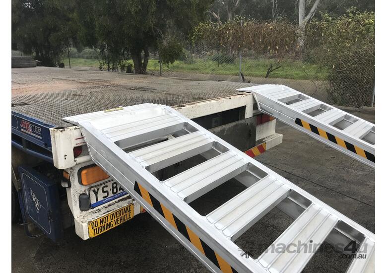 3.5m - 6 Tonne Heavy Duty Steel Track,Rubber Pads on steel,Rubber Track & Rubber Tyre Machinery Load