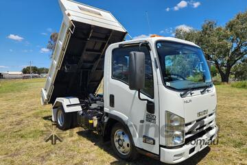 Isuzu NLR200 Short 4x2 Factory Tipper. Isuzu NLR200 Short 4x2 Factory Tipper.