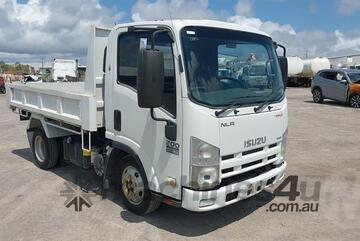 Isuzu   NLR 200 Short