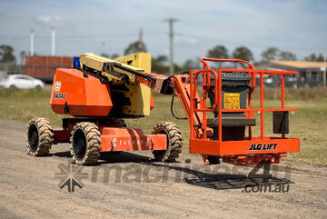 JLG 340AJ Boom Lift Access & Height Safety