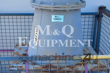 M & Q Equipment 20