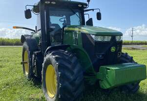 John Deere Used   7230R