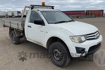 Mitsubishi   Triton MN
