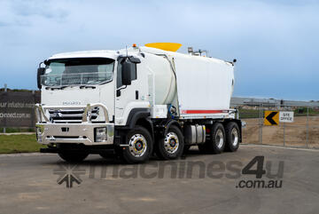 Isuzu FYJ 300-350 Water truck Truck