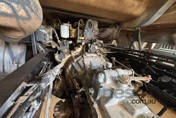 1991 Mitsubishi FK417 4x2 Tray Truck