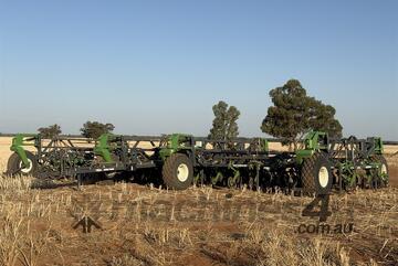 2017 BOSS 18M BRIDGE FRAME PLANTER