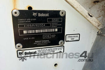 2018 Bobcat S590 Wheeled Skid Steer