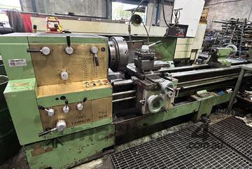Tarnow TUJ-50M Centre Lathe 560mm x 3000mm Heavy Duty gap-bed lathe