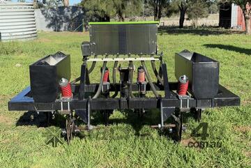 2023 RFM CUSTOM BUILT TWIN DISC 3PL SEEDER