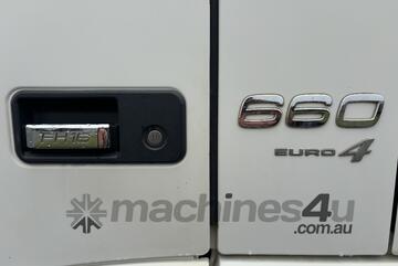 2009 Volvo FH16 MK2 6x4 Prime Mover