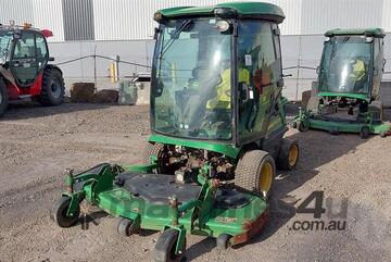 John Deere   1575 Terrain CUT