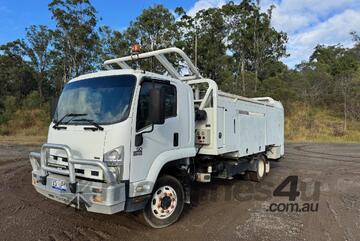 Isuzu 2010   FSR850 PB145