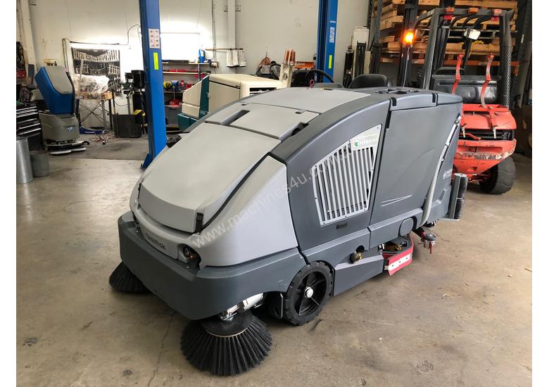 caption EX Demo Nilfisk CS7000 LPG Sweeper/Scrubber