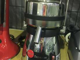 Centrifugal Juicer Sanamat - picture0' - Click to enlarge