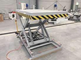 3 Tonne Hydraulic Scissor Lift. Very solid and great value - picture0' - Click to enlarge