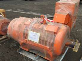 315 kw 420 hp 6 pole 415 v Teco AC Electric Motor - picture1' - Click to enlarge