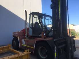 10T Good Condition Counterbalance Forklift - picture2' - Click to enlarge