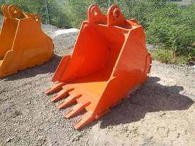 990mm Digging Bucket to suit ZX200 - picture0' - Click to enlarge
