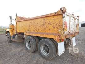 MACK R SERIES Tipper Truck (T/A) - picture1' - Click to enlarge