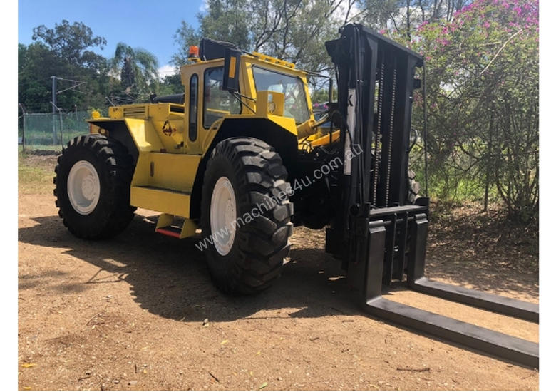 caption 14T LiftKing (3m Lift) LK1600 4WD All Terrain Forklift