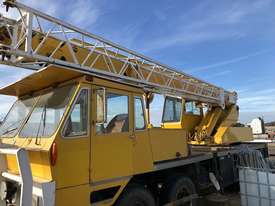 1977 Coles 25/28 Hydraulic Truck Crane - picture0' - Click to enlarge