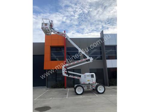 2013 52F Self-Propelled Articulating Knuckle Boom for Sale 