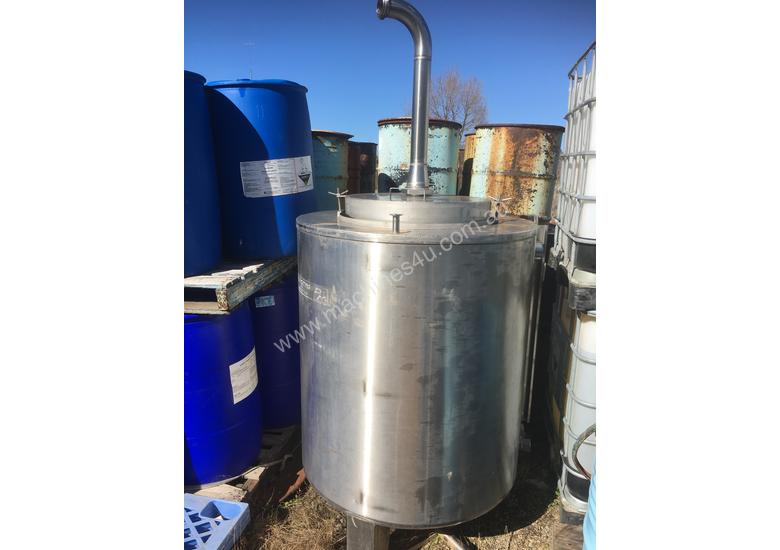 caption Stainless Steel Tank