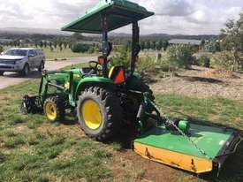 John Deere 3038E FWA/4WD Tractor - picture1' - Click to enlarge