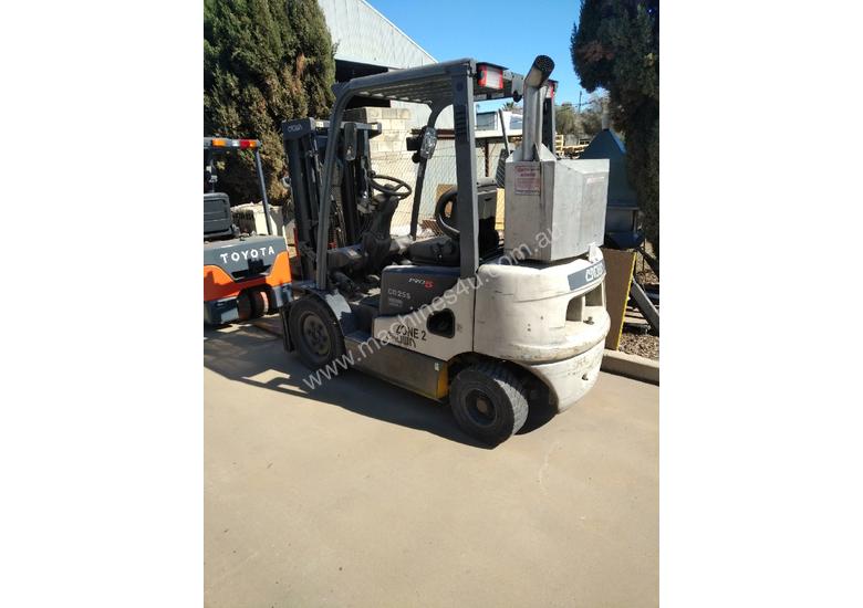 Used 2009 Crown Crown Diesel Forklift Counterbalance Forklifts In Griffith Nsw