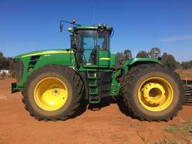 John Deere 9430 FWA/4WD Tractor - picture1' - Click to enlarge
