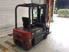 2.0T Battery Electric 3 Wheel Battery Electric Forklift - picture2' - Click to enlarge