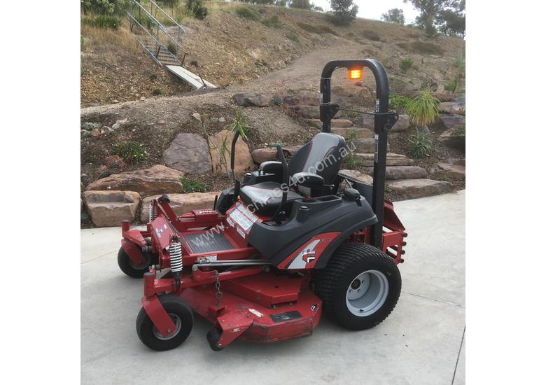 caption 2012 FERRIS IS3100Z ZERO SWING MOWER